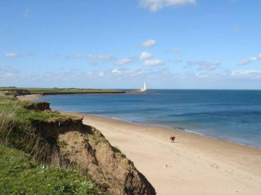 Hightide Seaside Apartment With Beach & Spanish City Views Whitley Bay Bagian luar foto